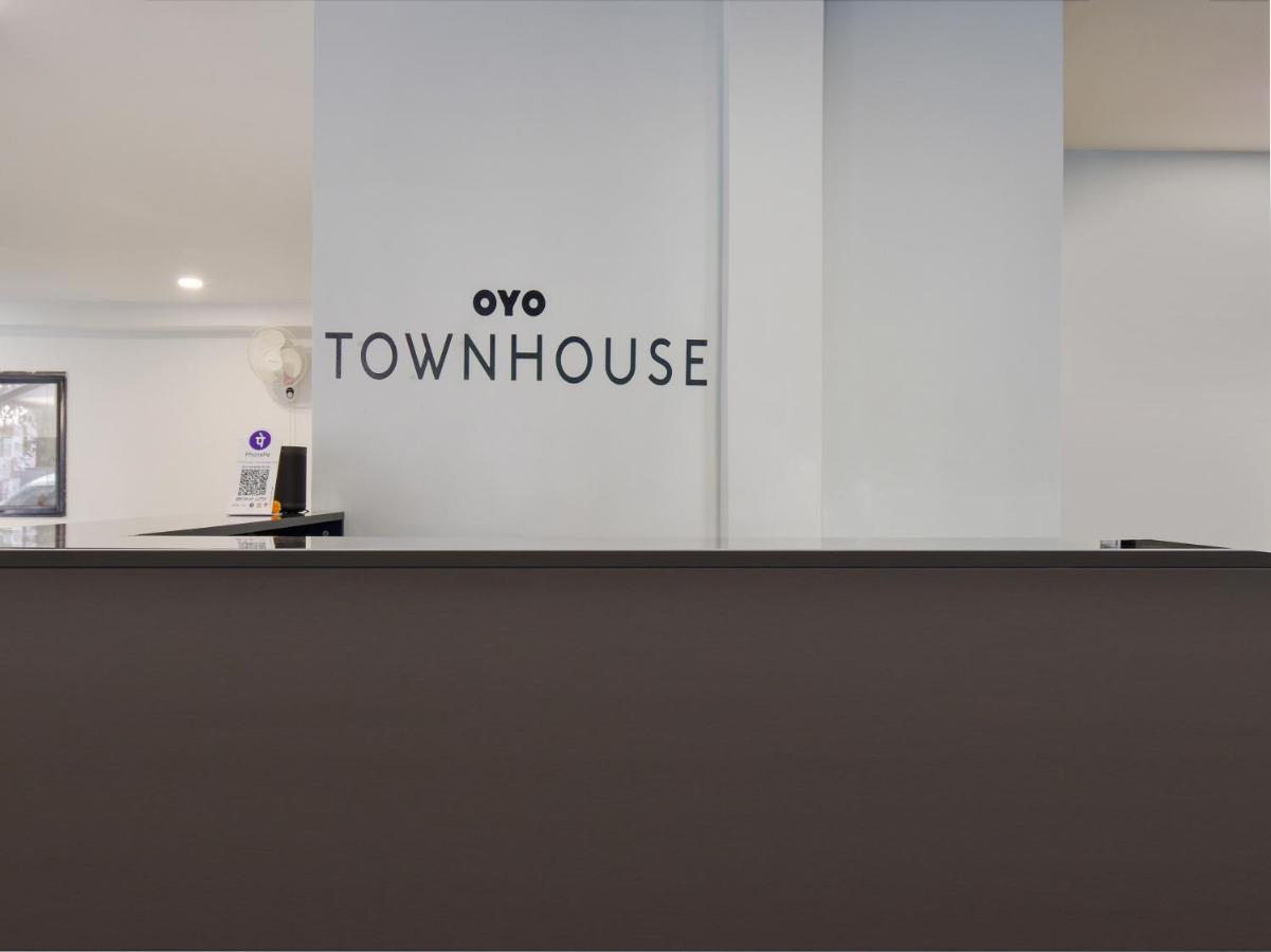 Oyo Townhouse 498 Hotel Western Nagpur Exterior photo
