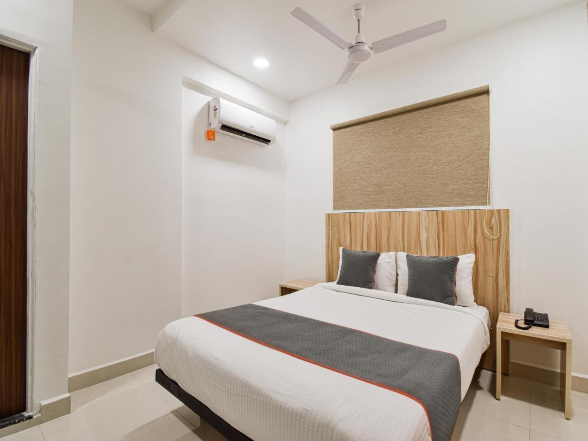 Oyo Townhouse 498 Hotel Western Nagpur Exterior photo